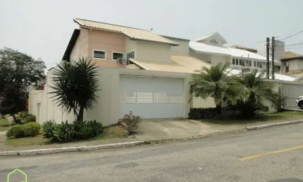 Casa com 4 quartos à venda no Cancela Preta, Macaé 