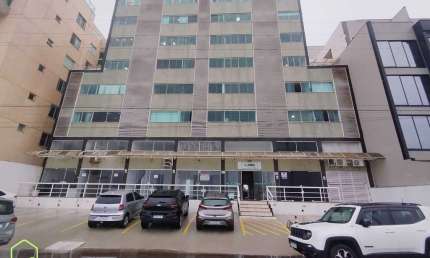 Sala comercial para alugar na Avenida Atlântica, 386, Cavaleiros, Macaé