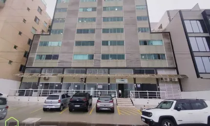Casa comercial para alugar na Avenida Atlântica, 386, Cavaleiros, Macaé