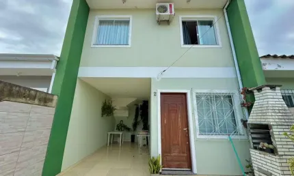 Casa com 3 quartos à venda na Rua Edy Maria Da Silva Souza, Potecas, São José