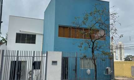 Prédio com 5 salas para alugar na Rua Tenente Eulálio Guerra, 1, Quilombo, Cuiabá