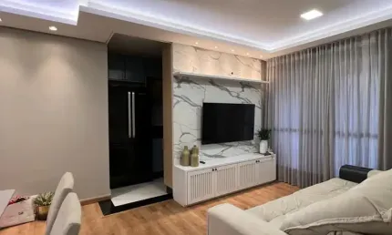 Aluga-se apartamento 100% mobiliado na região do centro político