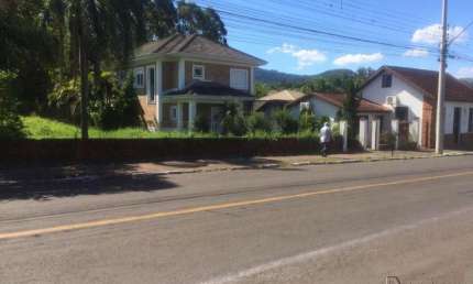 Área de Terras no Centro da cidade de Igrejinha - RS.