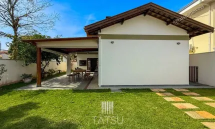 Casa com 3 dormitórios à venda, 230 m² por R$ 2.250.000,00 - Jardim das Colinas - São José dos Campos/SP