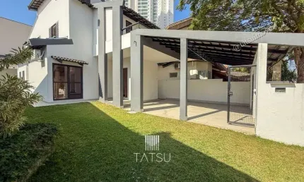 Casa com 3 dormitórios à venda, 263 m² por R$ 2.500.000 - Jardim das Colinas - São José dos Campos/SP