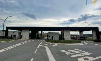 CONHEÇA O COND. PORTAL DOS LAGOS NO BAIRRO CORRUPIRA, COM LOTES DE 420M²  Á 908M², ÁREA DE LAZER COMPLETA E ÓTIMOS PREÇOS. VENHA ADQUIRIR O SEU LOTE!