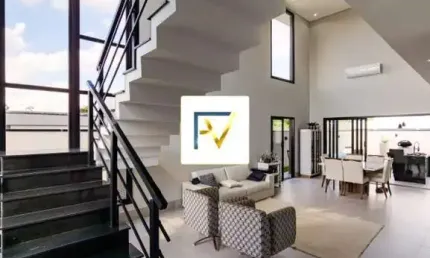 LINDO SOBRADO COND. BELA VITTÁ, 242M 3 SUÍTES, COZINHA PLANEJADA, ÁREA GOURMET C/PISCINA, SALA INTEGRADAS, ESCADA SUSPENSA, 4 VGAS, ÓTIMA LOCALIZAÇÃO.
