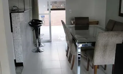 sobrado a venda com 130 m 3 dorms sendo 1 suite 2 vagas com area gourmet com churrasqueira ao lado da avina 14 de dezembro aceita fgts como entrada