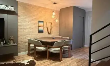 Casa mobiliada no Condomínio Garden Resort, Jardim Shangai, Jundiaí-SP  3 Quartos, 1 Suíte, 2 Salas, 3 Banheiros, 2 Vagas  86m²