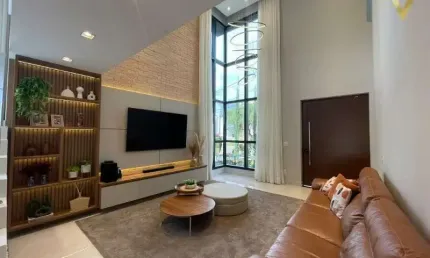 Casa à venda em Itupeva-SP, Residencial Ibi Aram 1 - 337m², 4 dorms, piscina, alto padrão mobiliado e aquecimento solar. PORTEIRA FECHADA!