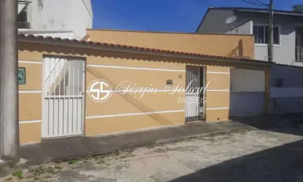 Casa em condomínio fechado com 3 quartos à venda na Rua Jaunas, Vila Valqueire, Rio de Janeiro, 401 m2 por R$ 450.000