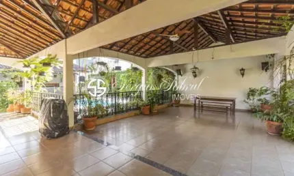Casa em condomínio fechado com 3 quartos à venda na Rua Nilton Gitahy, Vila Valqueire, Rio de Janeiro, 264 m2 por R$ 1.600.000