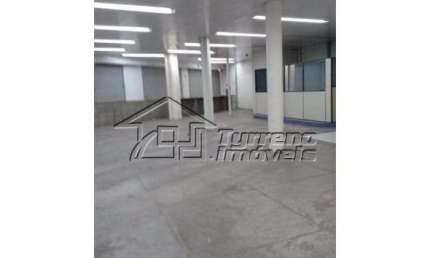 Prédio Comercial na Marginal da Rodovia Presidente Dutra