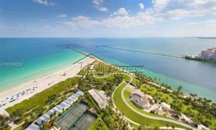 Flat de Alto Luxo com Vista Paradisíaca em Miami Beach