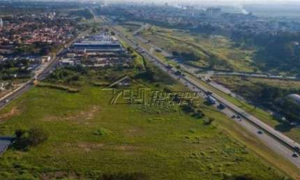Excelente Área com 52.000m² vocação comercial e industrial