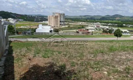 Excelente terreno no colinas do paratehy - parte alta