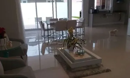 Casa em condomínio fechado com 3 quartos à venda na Avenida Jorge Fiod, Jardim Altos de Santana II, Jacareí