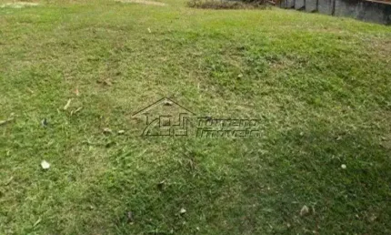Excelente terreno em condomínio fechado de alto padrão em jacareí - sp