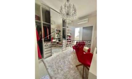 Excelente casa na zona leste de São José dos Campos