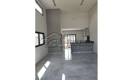Ótima casa térrea em condomínio fechado de alto padrão em caçapava