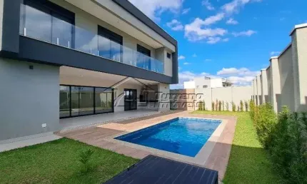 Casa em  condomínio de altíssimo padrão no Urbanova