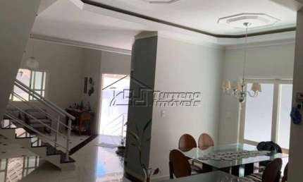 Casa com 3 quartos à venda na Avenida Antônio Abdon Abrahão, Loteamento Villa Branca, Jacareí