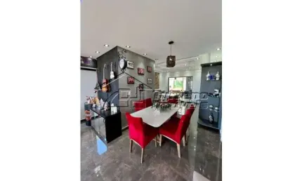Excelente Casa Térrea á venda em Condomínio  - Região Norte