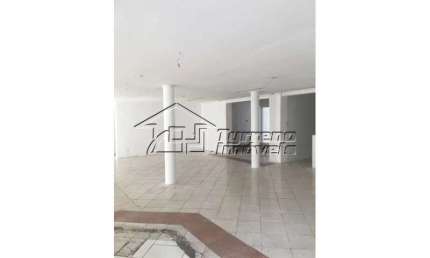 Casa comercial com ótima localização na Vila Adyana