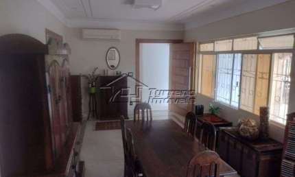Casa térrea à venda no Monte Castelo em São José dos Campos/SP