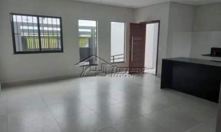 Linda casa no SetVille com 3 dormitórios, sendo 1 suíte