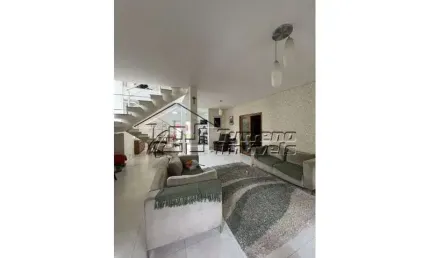 Lindo sobrado em condomínio de alto padrão no Villa Branca em Jacareí