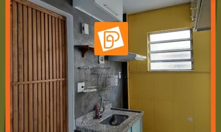 Apartamento remodelado à venda no quitandinha dois quartos .