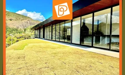 Casa com 3 quartos à venda na Rua Jenny Gomes, Itaipava, Petrópolis