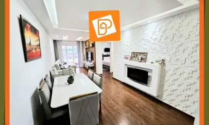 Apartamento com 2 quartos e dois banheiros no quitandinha, totalmente remodelado