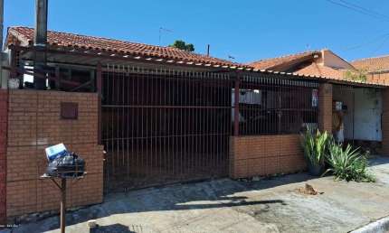 Casa para Venda em Holambra, Parque dos Ipês, 3 dormitórios, 1 banheiro