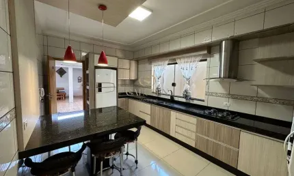 Casa com 3 quartos à venda na Rua Santa Terezinha, 260, Parque Residencial Bom Pastor, Sarandi