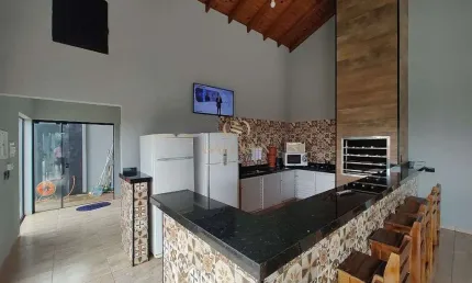 Chácara / sítio com 1 quarto à venda na Rua Jaracatiá, 1300, 1300, Loteamento Villa Verde, Iguaraçu