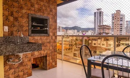 Apartamento com 3 quartos à venda na Avenida 276, 385, Meia Praia, Itapema