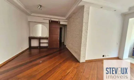 Apartamento em Moema Pássaros reformado com 3 dormitórios próximo ao metrô Eucaliptos