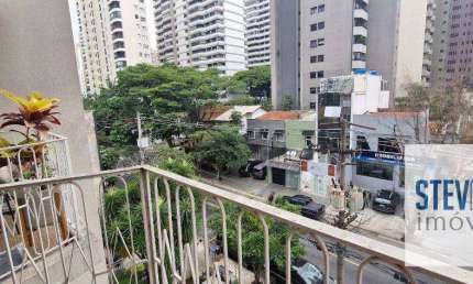 Apartamento com 1 dormitório varanda em ótimo local de Moema Pássaros