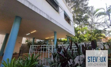 Casa multipavimentos  à venda,  bem localizada, próxima ao hospital santa cruz e 10 minutos do metrô