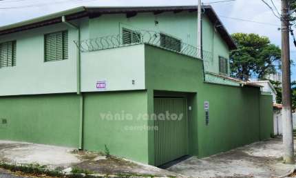 Casa com 4 quartos à venda na Vila Iapi, Taubaté 