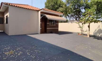 Casa para Venda em Presidente Prudente, Parque Bandeirantes, 2 dormitórios, 1 banheiro, 4 vagas