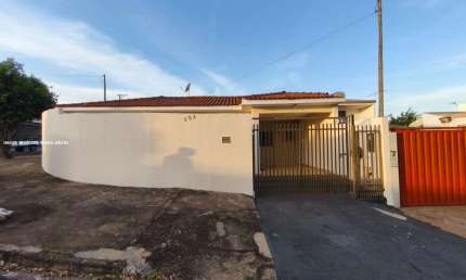 Casa para Locação em Presidente Prudente, Maré Mansa, 2 dormitórios, 1 suíte, 2 banheiros, 1 vaga