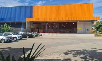 Galpão para Venda em Santana de Parnaíba, Jardim Represa (Fazendinha), 4 banheiros
