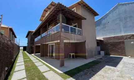 Casa para Venda em Cabo Frio, Foguete, 2 dormitórios, 2 banheiros, 1 vaga