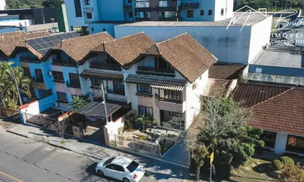 Sobrado com 3 quartos, Anita Garibaldi, Joinville - R$ 860 mil, Cod: 329