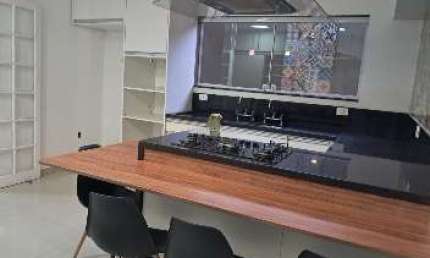 Sobrado para Venda em Santo André, Vila Assunção, 5 dormitórios, 2 suítes, 5 banheiros, 4 vagas