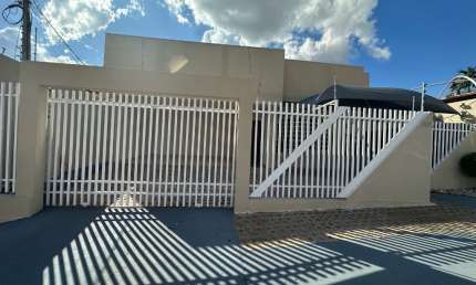 Casa com 3 quartos à venda na Rua Doze, Boa Esperança, Cuiabá