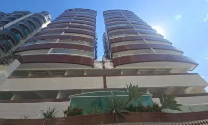 Oportunidade!!! apto. 01 dorm. c/ sacada, vaga e a 200 metros da praia. ocian, praia grande sp.